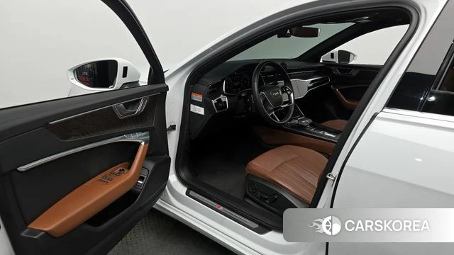 Audi A6 (C8) 2022 Белый из Кореи, фото 2