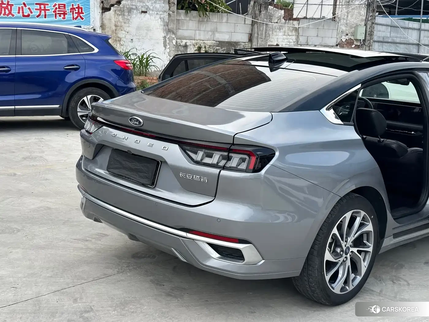 Ford Mondeo 2025 Silver/gray из Китая, фото 3