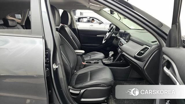 Kia The New Seltos 2023 Серый из Кореи, фото 2