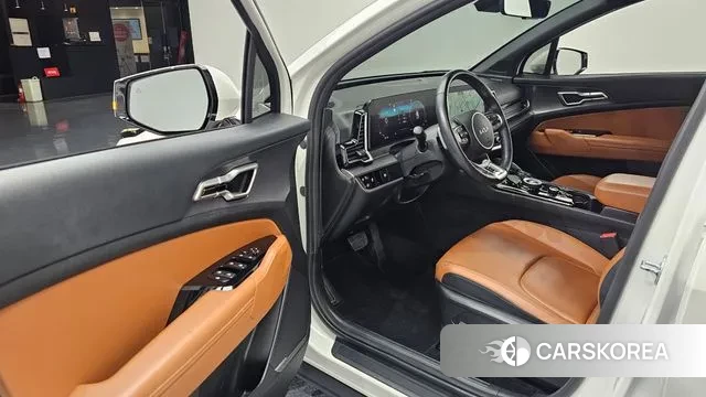 Kia Sportage 5th Generation 2022 Белый из Кореи, фото 2