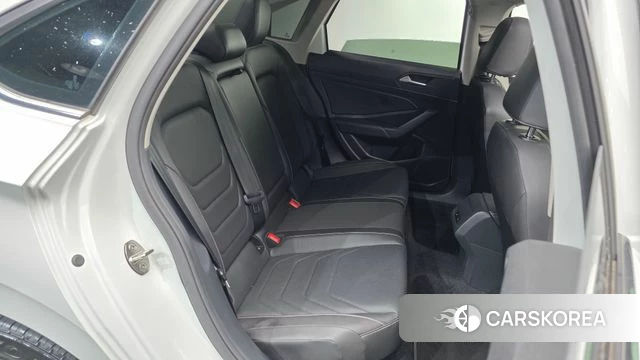 Volkswagen 7th Generation of Jetta 2021 Белый из Кореи, фото 2