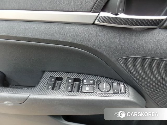 Hyundai The New Avante AD 2019 Белый из Кореи, фото 2