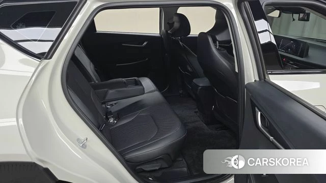 Kia EV6 2023 Серебристо-серый из Кореи, фото 2