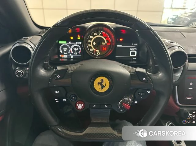 Ferrari GTC4 Russo 2019 Белый из Кореи, фото 2