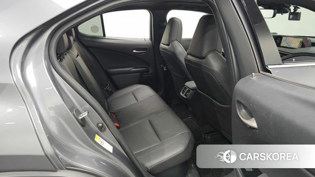 Lexus UX250h 2019 Серый из Кореи, фото 2