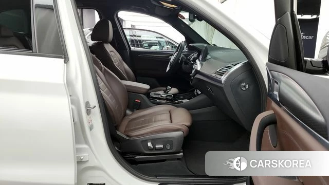 BMW X3 (G01) 2023 Белый из Кореи, фото 2