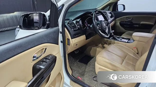 Kia The New Carnival 2019 Белый из Кореи, фото 2