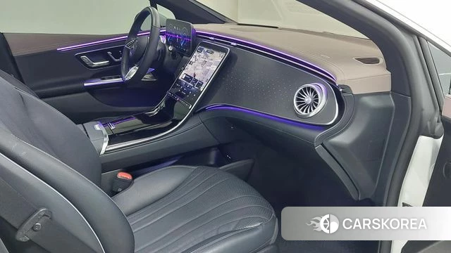 Mercedes-Benz EQE V295 2022 Белый из Кореи, фото 2