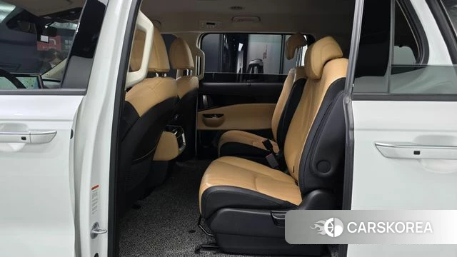 Kia Carnival 4th generation 2023 Белый из Кореи, фото 2
