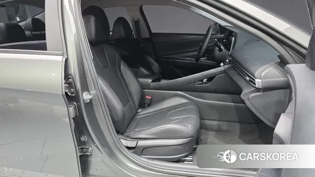 Hyundai Avante Hybrid (CN7) 2022 Серый из Кореи, фото 2