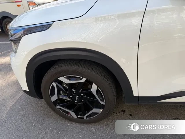 Kia The New Seltos 2023 Белый из Кореи, фото 2