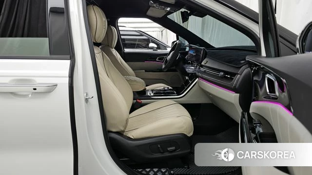 Kia Carnival 4th generation 2023 Белый из Кореи, фото 2