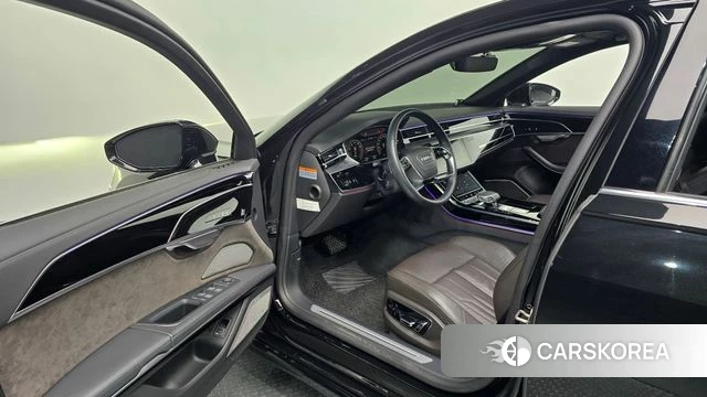 Audi A8 (D5) 2021 Черный из Кореи, фото 2