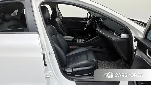 Kia K5 3rd generation 2020 Белый из Кореи, фото 2