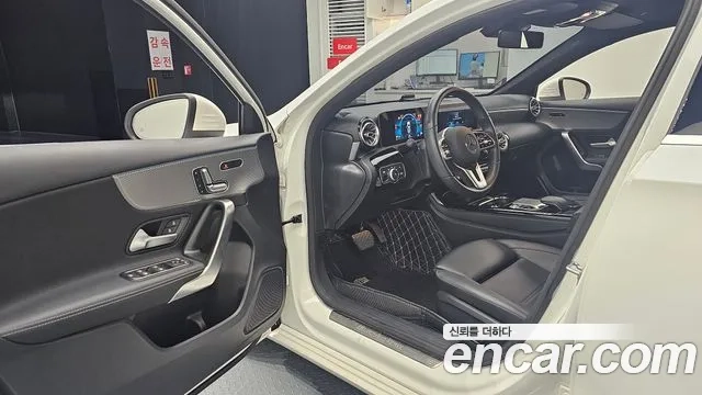 Mercedes-Benz A-Class W177 2020 Белый из Кореи, фото 2