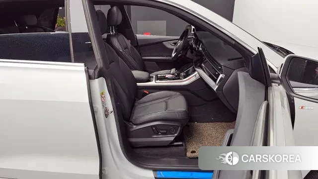 Audi Q8 (4M) 2021 Белый из Кореи, фото 2