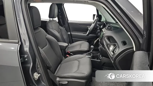 Jeep Renegade 2023 Серый из Кореи, фото 2