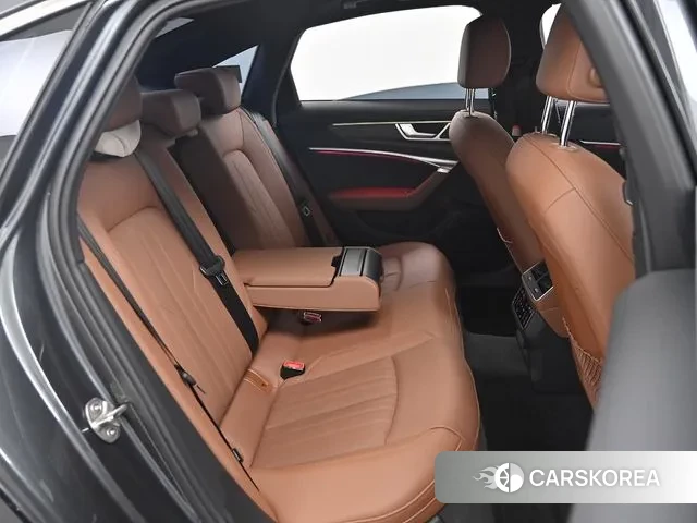 Audi A6 (C8) 2023 Серый из Кореи, фото 2