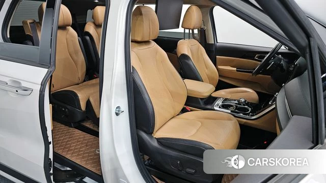 Kia Carnival 4th generation 2021 Белый из Кореи, фото 2