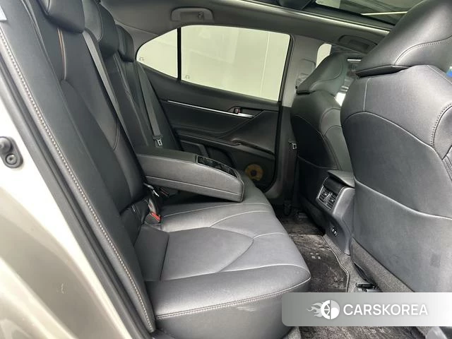 Toyota Camry 2021 Шампань из Китая, фото 2