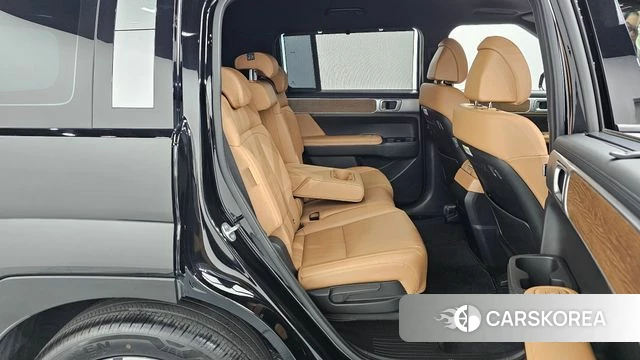 Hyundai Santa Fe (MX5) 2023 Черный из Кореи, фото 2