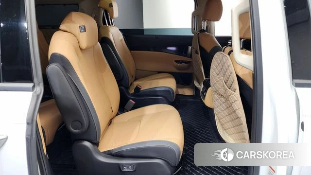 Kia Carnival 4th generation 2023 Белый из Кореи, фото 2