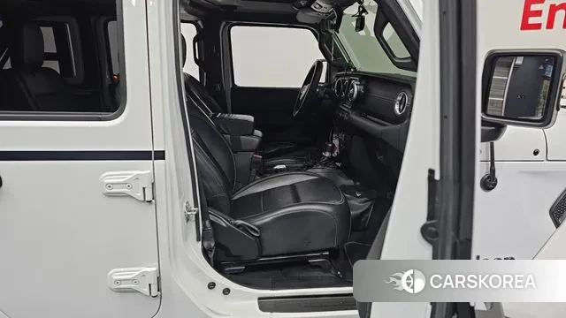 Jeep Wrangler (JL) 2021 Белый из Кореи, фото 2