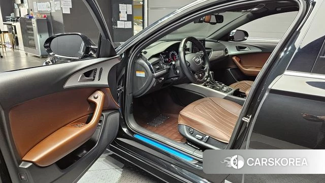 Audi New A6 2018 Черный из Кореи, фото 2