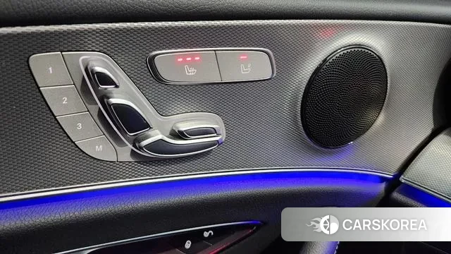 Mercedes-Benz E-Class W213 2019 Черный из Кореи, фото 2