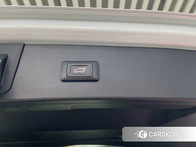 Audi Q2L 2022 Белый из Китая, фото 2