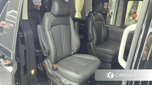 Hyundai Staria 2024 Черный из Кореи, фото 2