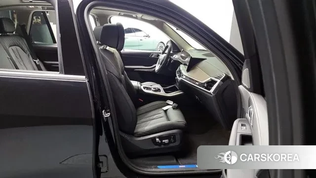 BMW X5 (G05) 2025 Черный из Кореи, фото 2