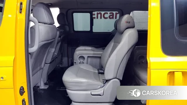 Hyundai The New Grand Starex 2018 Желтый из Кореи, фото 2