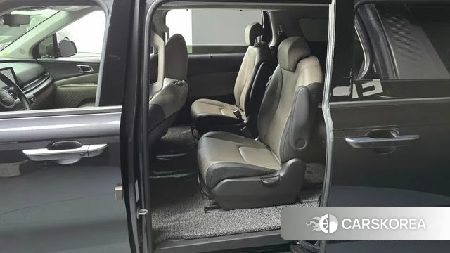 Kia The New Carnival 4th Generation 2024 Серый из Кореи, фото 2