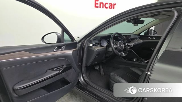 Kia K5 3rd generation 2021 Серый из Кореи, фото 2