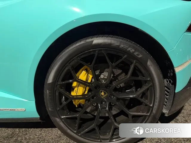 Lamborghini Huracan 2023 Зеленый из Кореи, фото 2