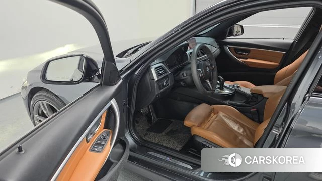 BMW 3 Series (F30) 2018 Серый из Кореи, фото 2