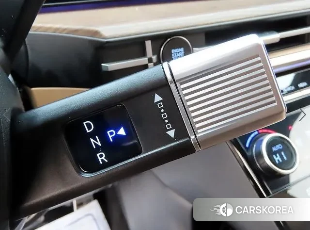 Hyundai Santa Fe (MX5) 2023 Белый из Кореи, фото 2