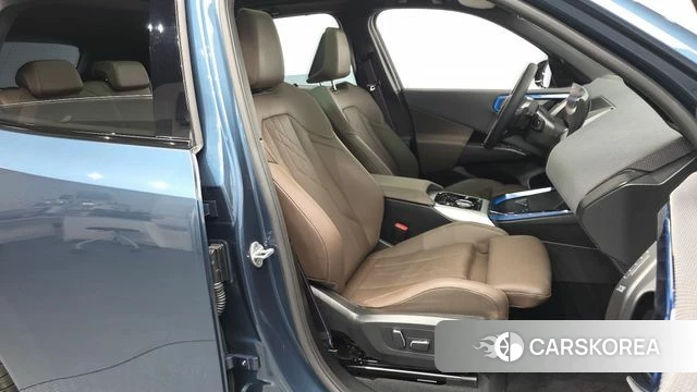 BMW X3 (G45) 2025 Небесно-голубой из Кореи, фото 2