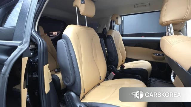 Kia Carnival 4th generation 2022 Черный из Кореи, фото 2