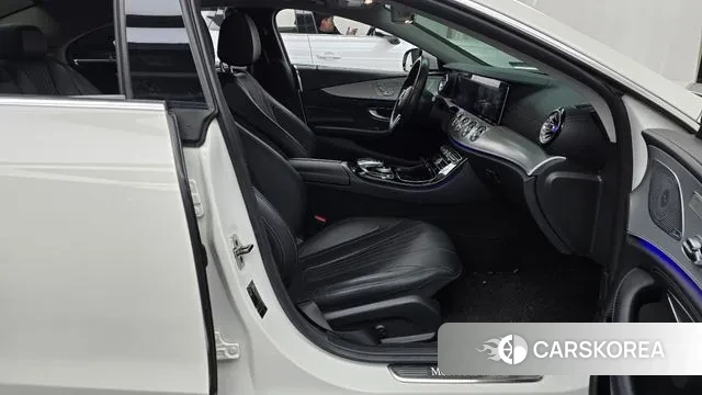 Mercedes-Benz CLS-Class C257 2018 Белый из Кореи, фото 2