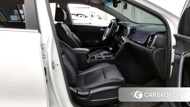 Kia Sportage 4th Generation 2018 Белый из Кореи, фото 2