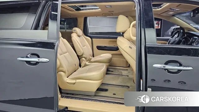 Kia The New Carnival 2018 Черный из Кореи, фото 2