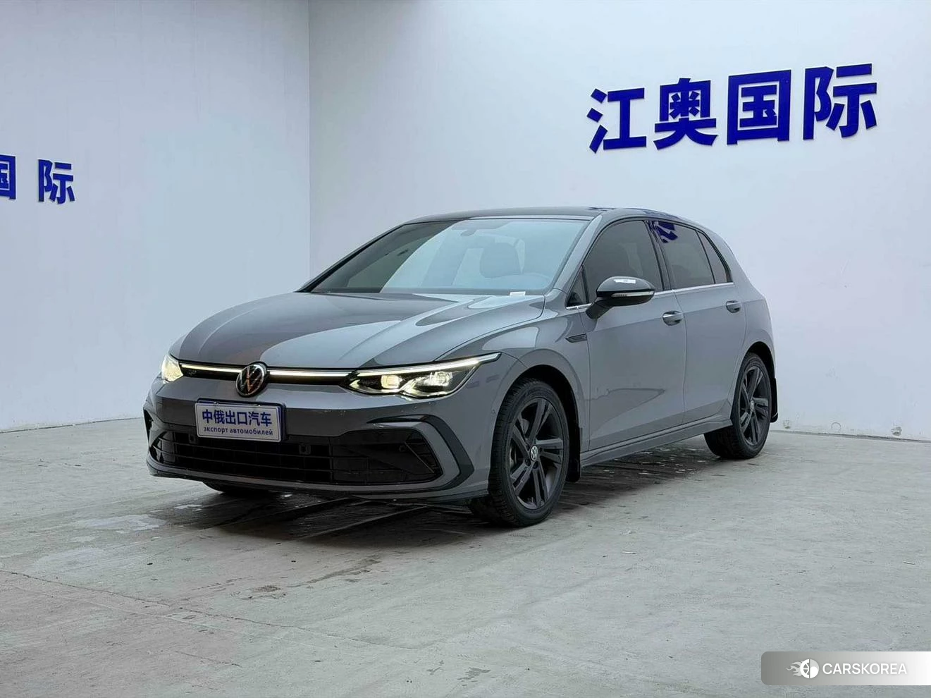 Volkswagen Golf 2023 Темно-серый из Китая, фото 2