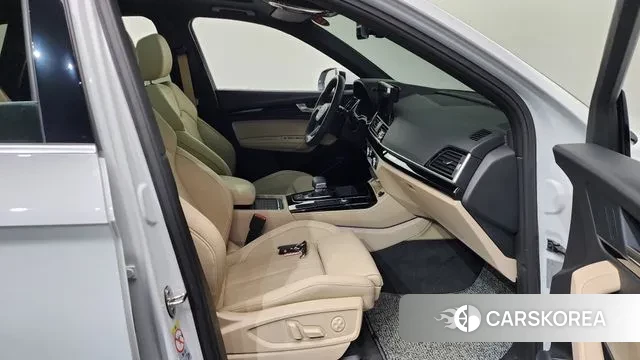 Audi Q5 (FY) 2024 Белый из Кореи, фото 2