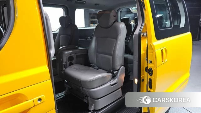 Hyundai The New Grand Starex 2020 Желтый из Кореи, фото 2