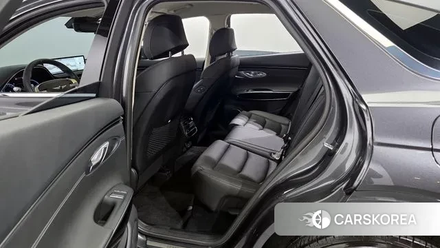 Genesis GV70 2021 Серый из Кореи, фото 2