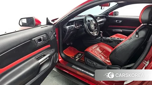 Ford Mustang 2019 Красный из Кореи, фото 2