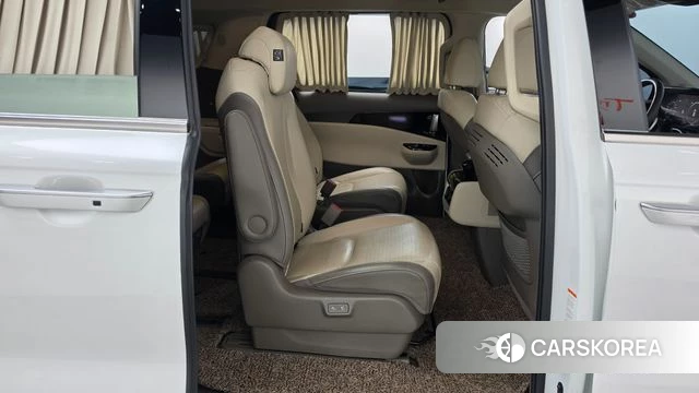 Kia Carnival 4th generation 2022 Белый из Кореи, фото 2