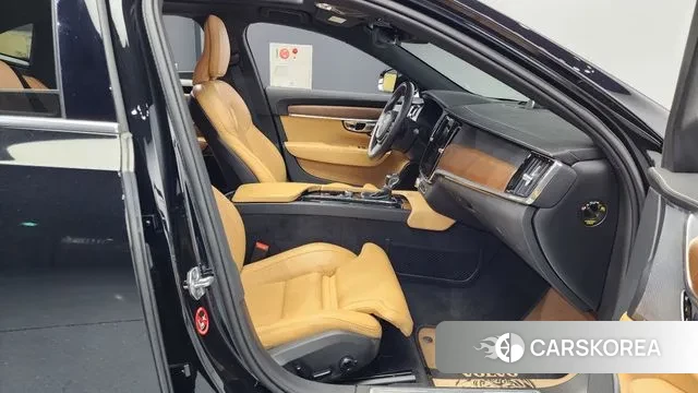 Volvo S90 2019 Черный из Кореи, фото 2